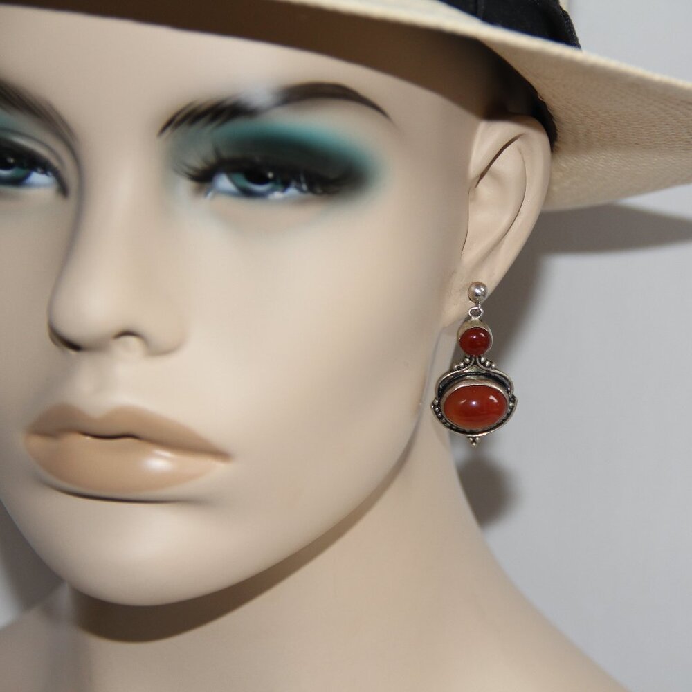 Vintage Sterling Silver Carnelian Dangle Earrings. Gorgeous